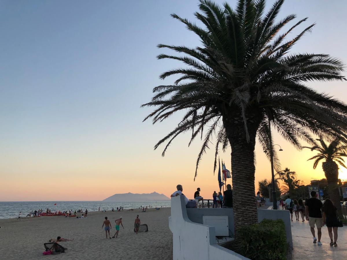 Casa Mare Lejlighed Terracina Eksteriør billede